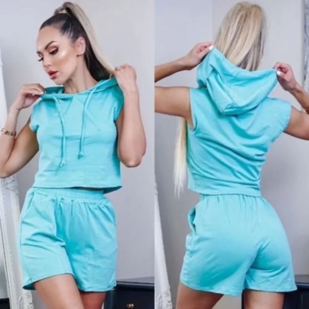 Green Sleeveless Hooded Top and High Waist Shorts Two Piece Set - Picture 1 of 9